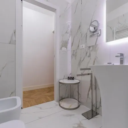 Apartament Aldrovandi Luxury And